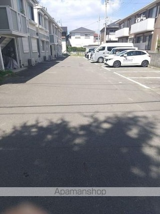 和歌山県和歌山市西浜２丁目[3DK/50.9m2]の駐車場1