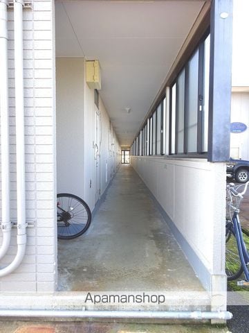 ライフステージ古志田Cの玄関写真