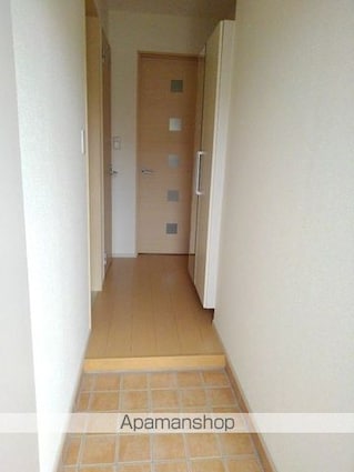 宮崎県延岡市日の出町２丁目[1K/32.94m2]の玄関