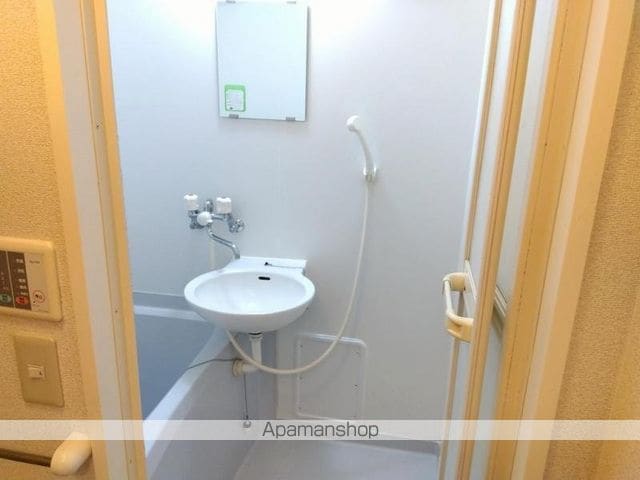 レオパレス川添の内装写真