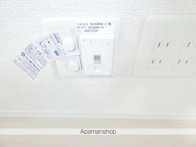 クレストヒルズ A棟の内装写真