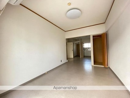 横山ビル[1LDK/47.2m2]のリビング・居間