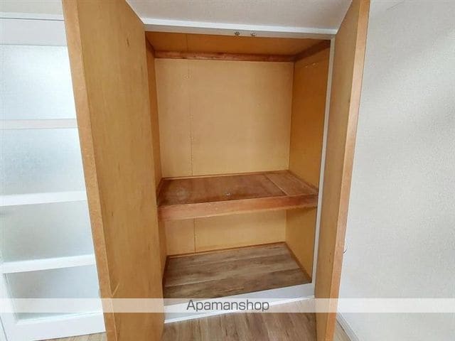 アビエス.ルーキーの内装写真
