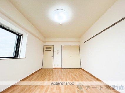 ロイヤルコートⅡ[1K/28.8m2]の共用部1