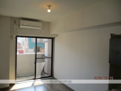 東京都文京区湯島２丁目[1R/20.93m2]のリビング・居間2