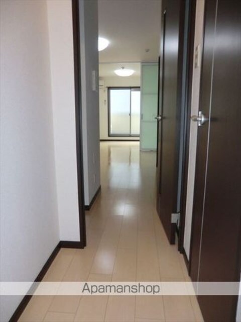 和歌山県和歌山市新在家[1LDK/35.48m2]の玄関