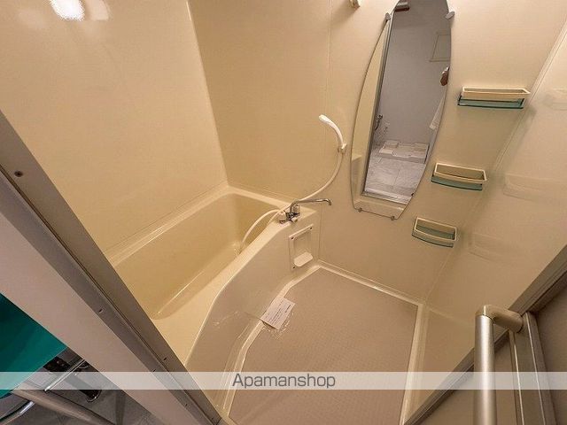 セレニテ桃谷の内装写真