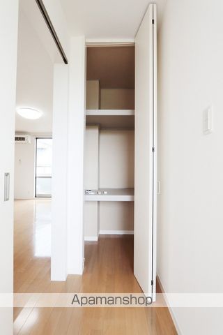 シャーメゾン霧ケ峰 A棟の内装写真