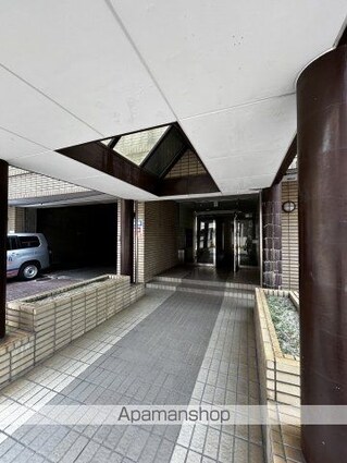 日宝ポニクレール宇品[2DK/46.76m2]のエントランス