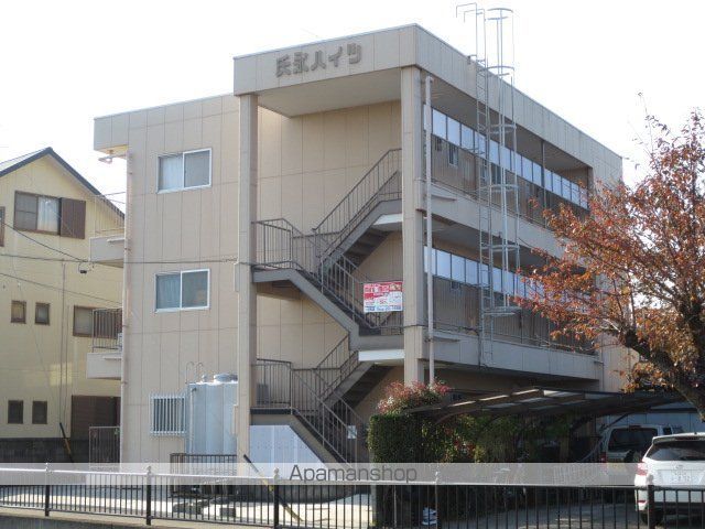 氏永ハイツの外観写真