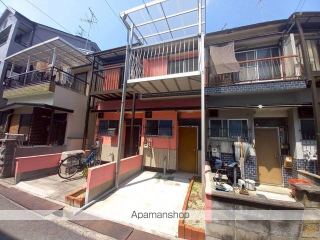 田井西町貸家 右側の外観写真