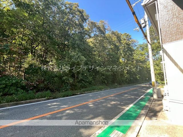 クロユリの内装写真
