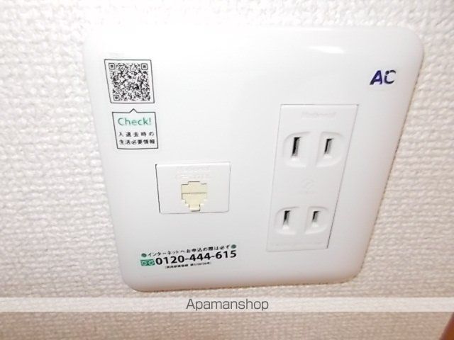 AZURE ESAKAの内装写真