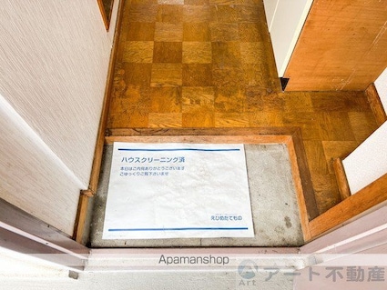 カーサジューロ[1R/16.82m2]の玄関