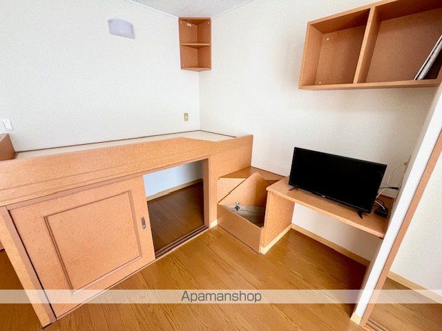 レオパレスラ レザンの内装写真
