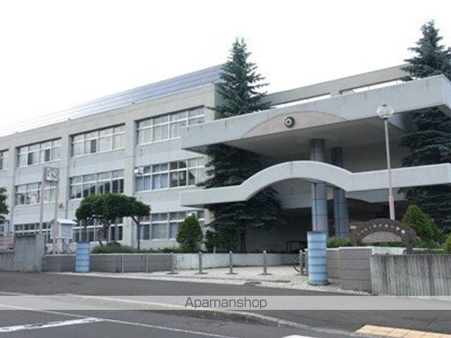地下鉄南北線 真駒内駅 徒歩92分 2階建 築29年の周辺写真