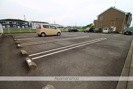 岐阜県美濃加茂市森山町２丁目[2DK/51.67m2]の駐車場