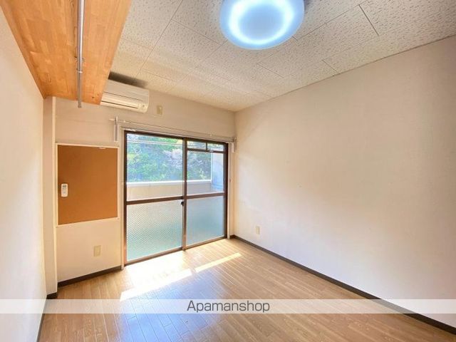 リブ西宝の内装写真