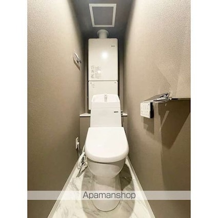 ウェルスクエアイズム下北沢ＷＥＳＴ[2LDK/41.17m2]のトイレ