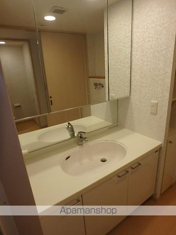 ロイヤルパーク多摩川2番館の内装写真