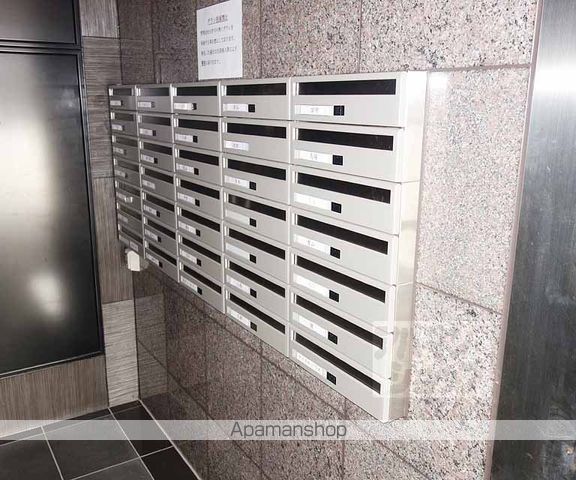 下京区朱雀北ノ口町マンションの外観写真
