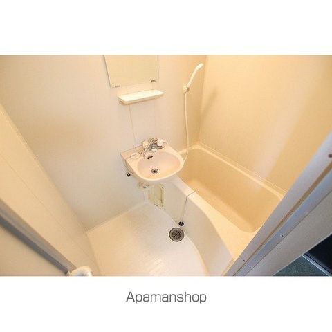 ベルシティエクセル泉の内装写真