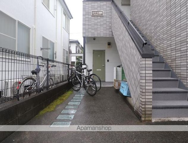 エトワール銀河の玄関写真