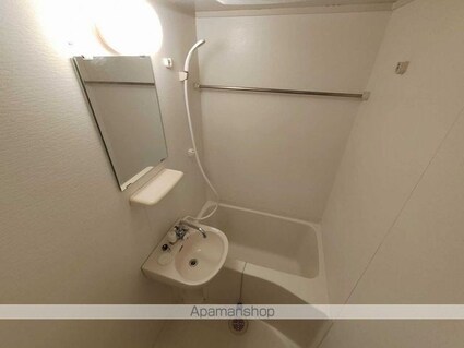 レオパレスエル・ビエント[1K/19.87m2]のバス