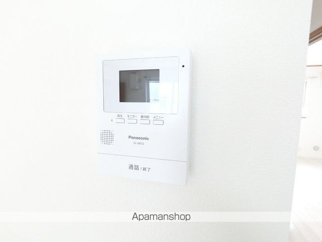 クイーンズパーク青葉 Cの内装写真