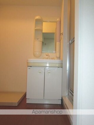 グランドール・アイ　Ｂ棟[3DK/61.88m2]の洗面所