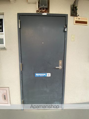 ビレッジハウス湯浅2号棟の玄関写真