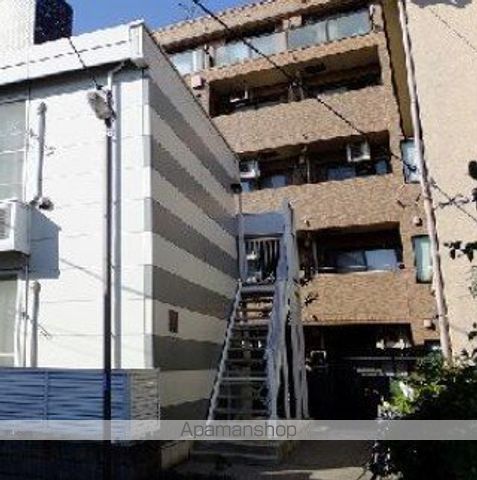 レオパレス四季の玄関写真