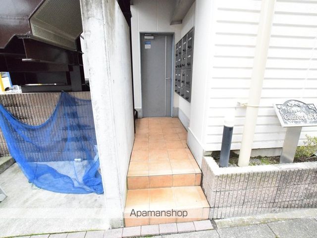 コンフォート 橋本の玄関写真