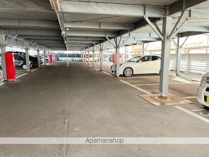 ウイングパレス東陽[2LDK/56.4m2]の駐車場1