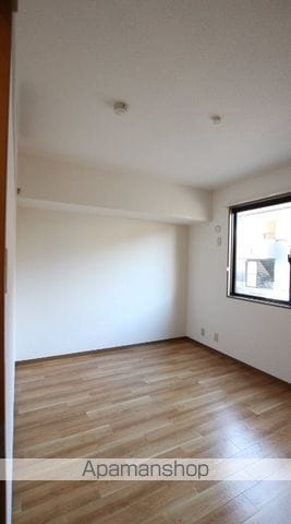 ロイヤルコート鷲巣壱番館の内装写真