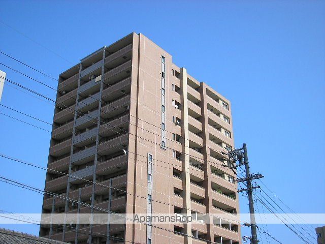 プレサンス泉セントマークの外観写真