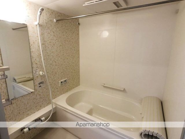 和歌山県和歌山市出水[2LDK/58.37m2]のバス