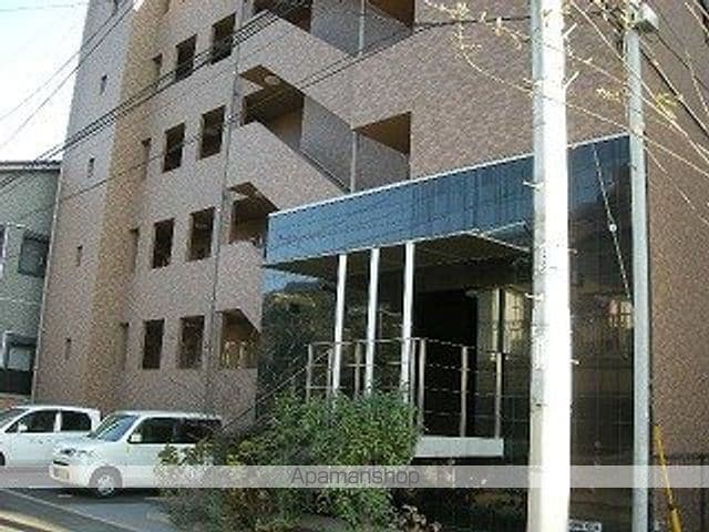 リーベンパレス郡元の玄関写真