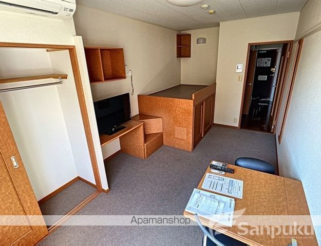 レオパレス平七屋の内装写真