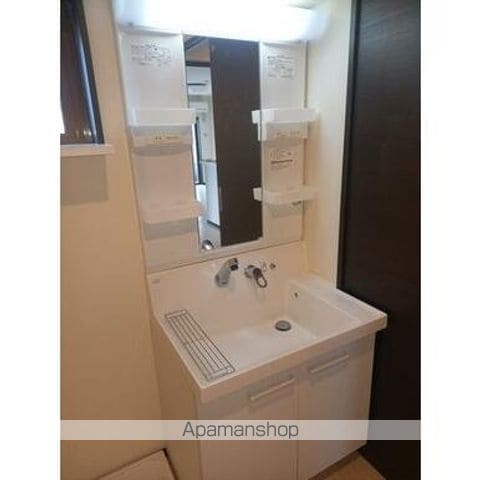 ルミエールハイツ南栄の内装写真