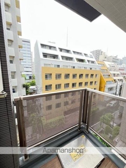 レジディア新宿イーストⅡ[1R/21.65m2]のバルコニー