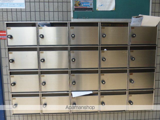 第48長栄レイク唐橋の玄関写真