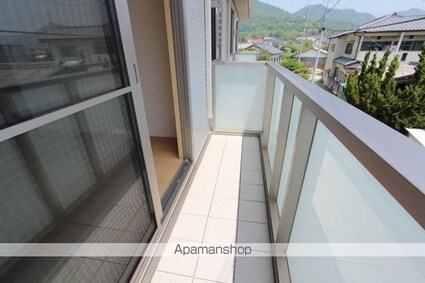 シャーメゾンＡｊｉ[2LDK/66.72m2]のバルコニー