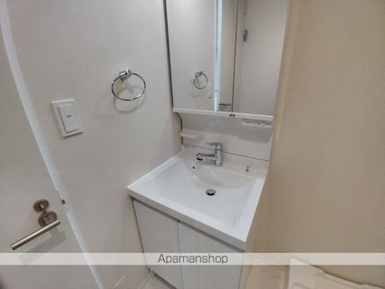 ｍｉｃ　ＳＥＮＫＡＷＡ[1LDK/40m2]の洗面所