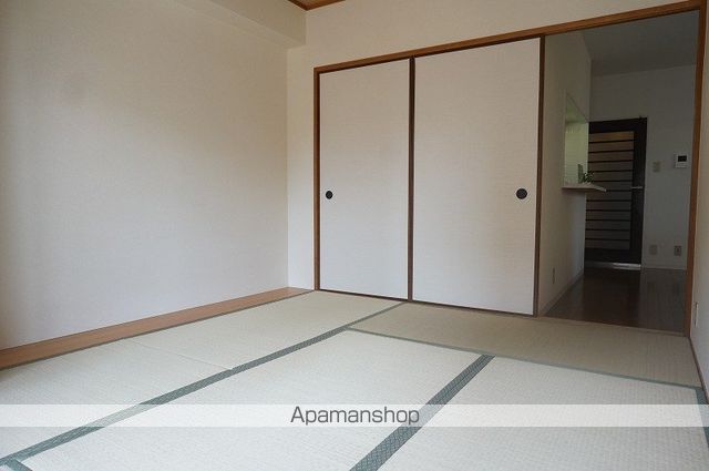 サンフラッツ南桜塚の内装写真