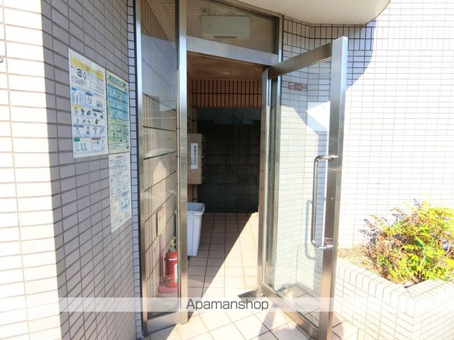 シャンテー津田の玄関写真