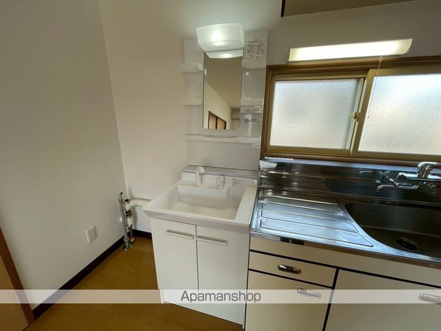 detached 北海道中川郡幕別町札内桂町569-111

地図を見る