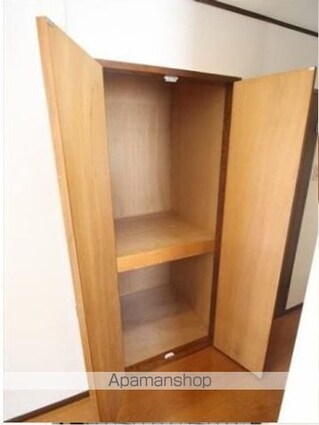 サン・レオン二番館[1R/24m2]の収納