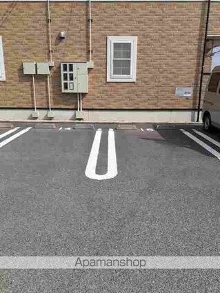 モーダフィオーレＢ[2LDK/56.26m2]の駐車場2