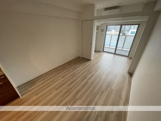 セレニテ新大阪ミラク弐番館の内装写真
